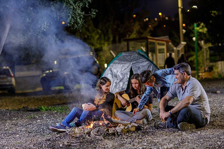 קמפינג יער השלום ירושלים