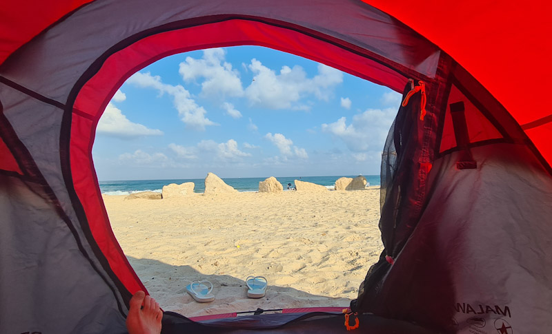 אוהלים חוף טו אשדוד, קמפינג על הים במרכז הארץ