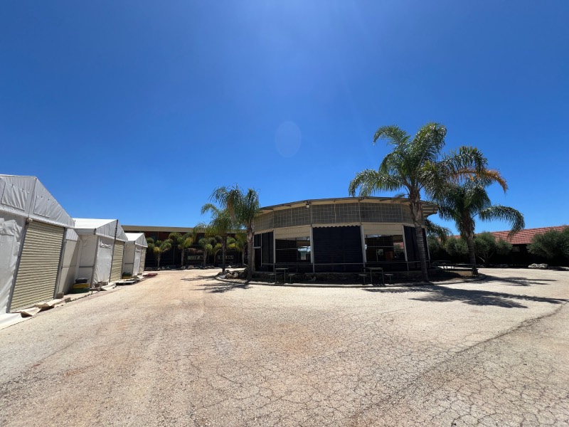 חאן מונפרטויטו