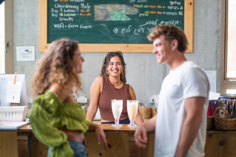 קפה מונה חוות כרמי עבדת