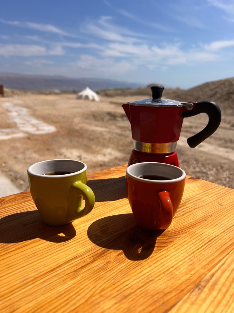 גלמפינג מידורה ים המלח