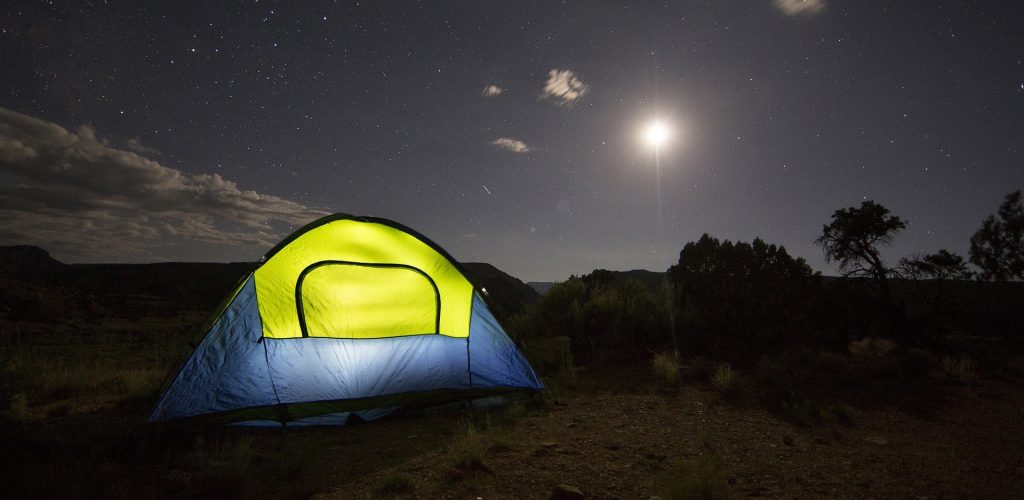 camping-1763605_1920